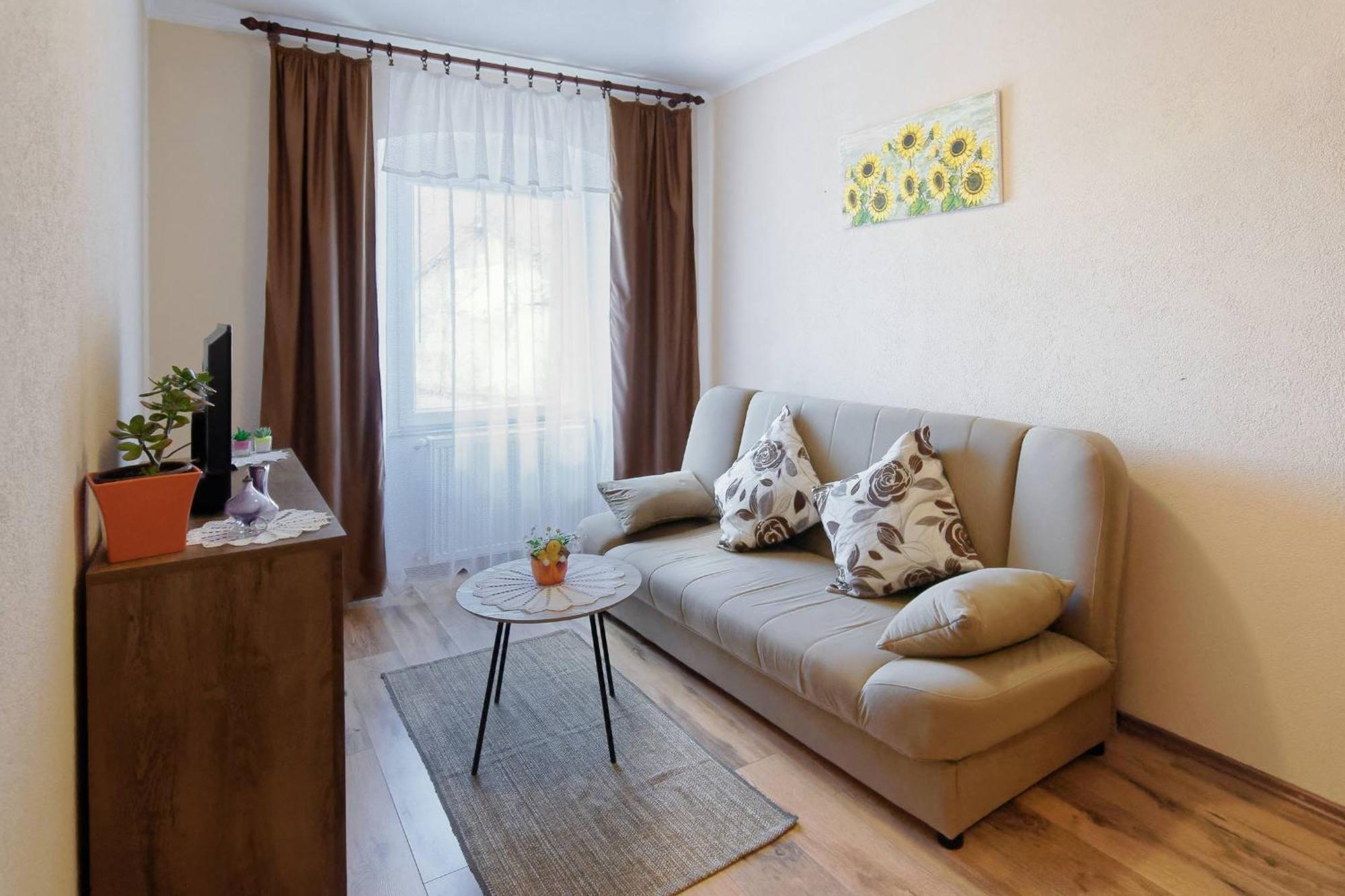 Apartments Viola By Rent Istria Momjan Exterior foto